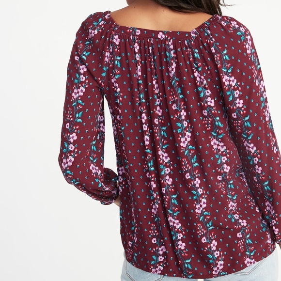 Old Navy Relaxed Floral-print Portrait-Neck blouse - Picture 2 of 3